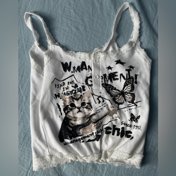 chic Tops - Chic White Cat and Butterfly Camisole